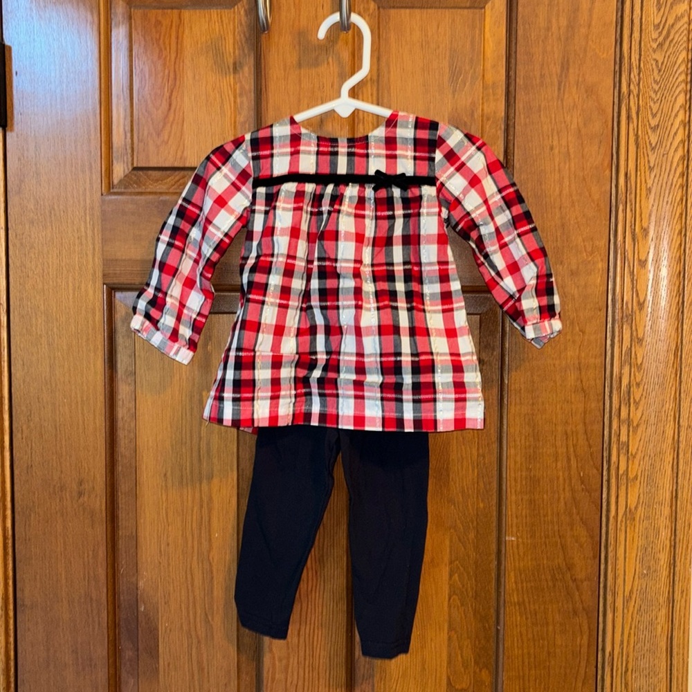 Carters Matching Top/Legging Set - Size 12M